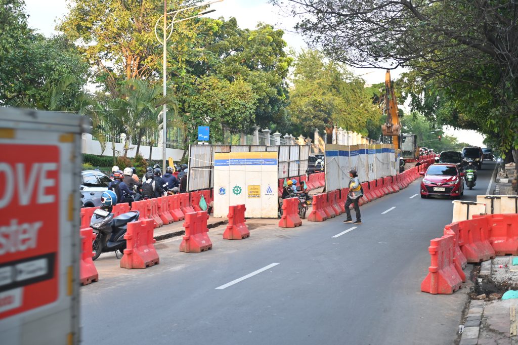 galian air bersih condet